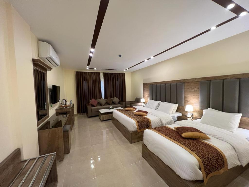 Shaqilath Hotel 와디무사 외부 사진